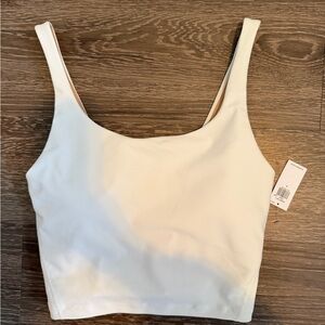 NWT Old Navy Powersoft Longline Sports Bra in White Lillies- Size Small